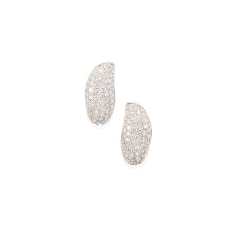18k Gold Diamond Earrings