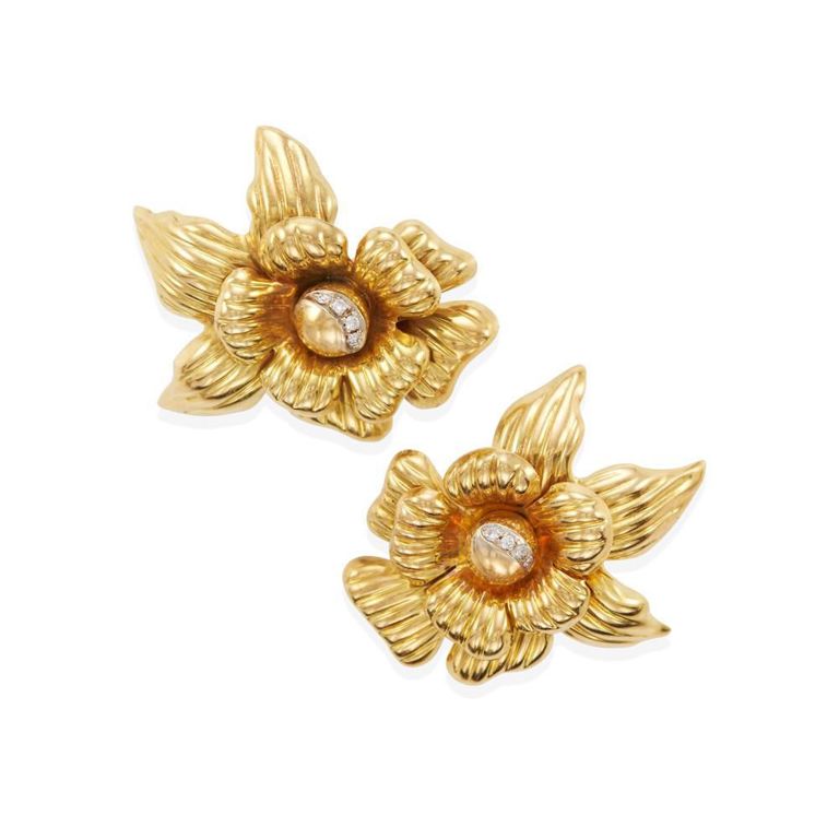 18k Gold Diamond Earrings