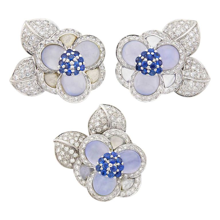 18k Gold Chalcedony and Moonstone Set
