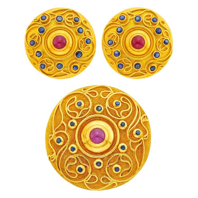 18k Gold Ruby and Sapphire Brooch/Earclips Set