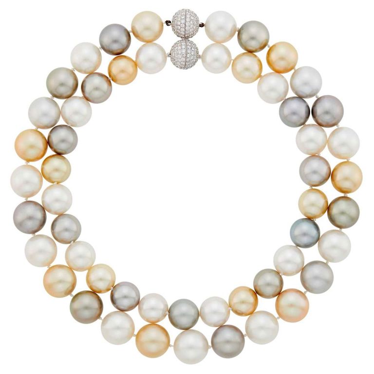 18k White Gold Pearl and Diamond Necklaces