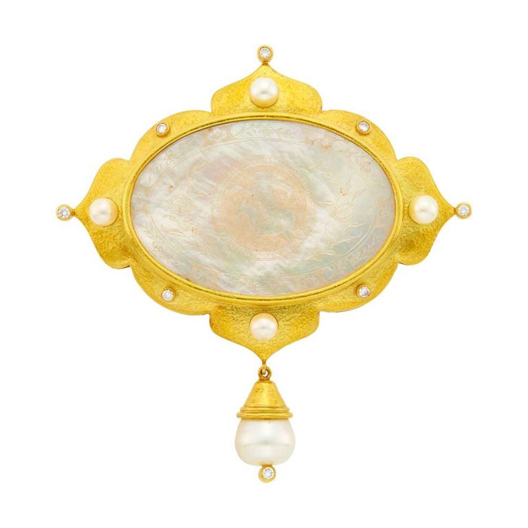 18k Gold Mother-of-Pearl and Diamond Brooch