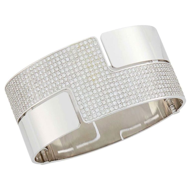 18k White Gold Diamond Cuff Bracelet