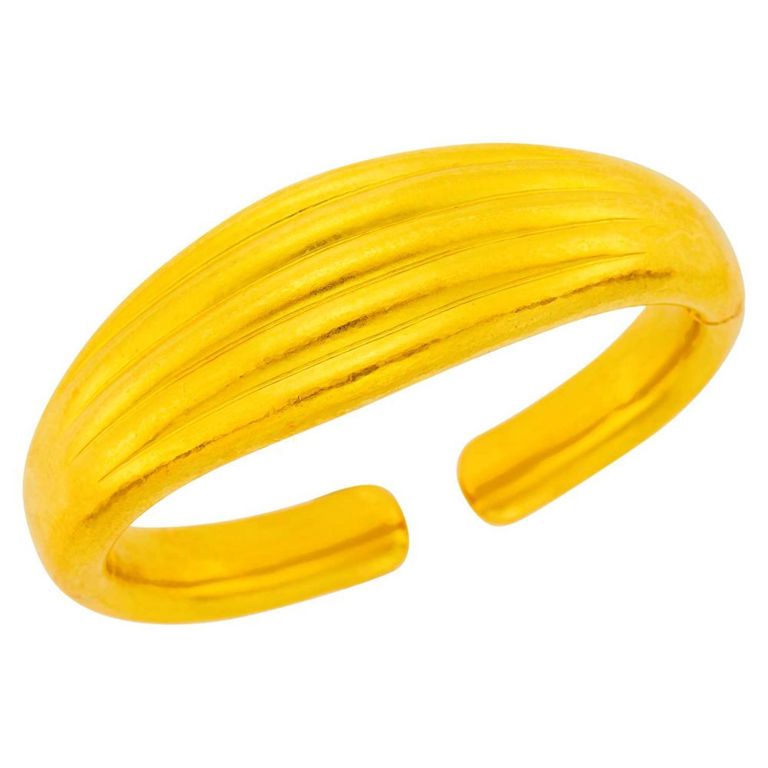 22k Gold Ribbed Cuff Bracelet