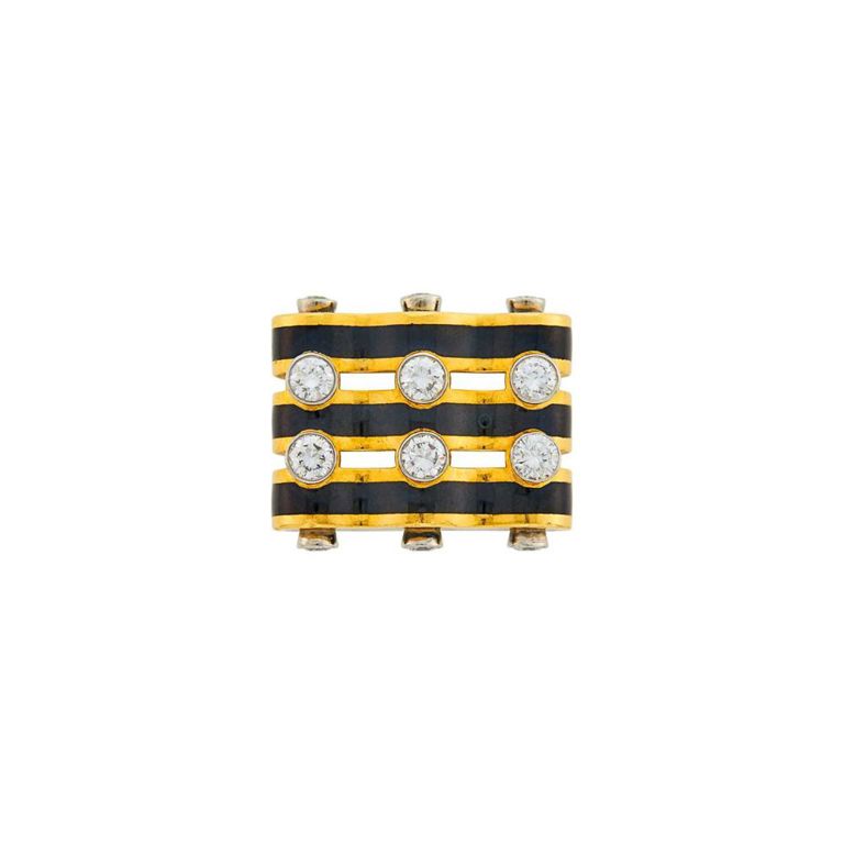 18k Gold Enamel and Diamond Ring