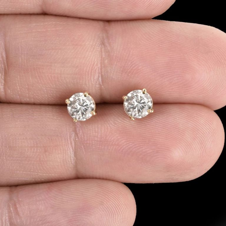 14k Yellow Gold Diamond Stud Earrings