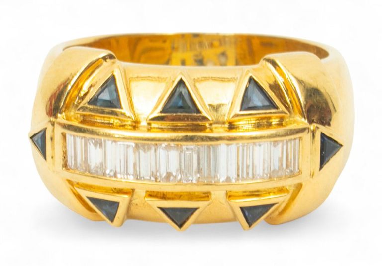 18k Yellow Gold Diamond and Sapphire Ring