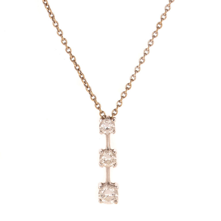14k White Gold Diamond Pendant Necklace