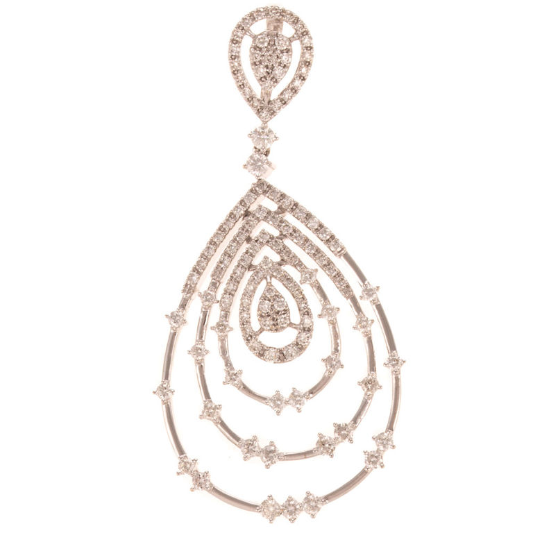 18k White Gold Diamond Drop Pendant