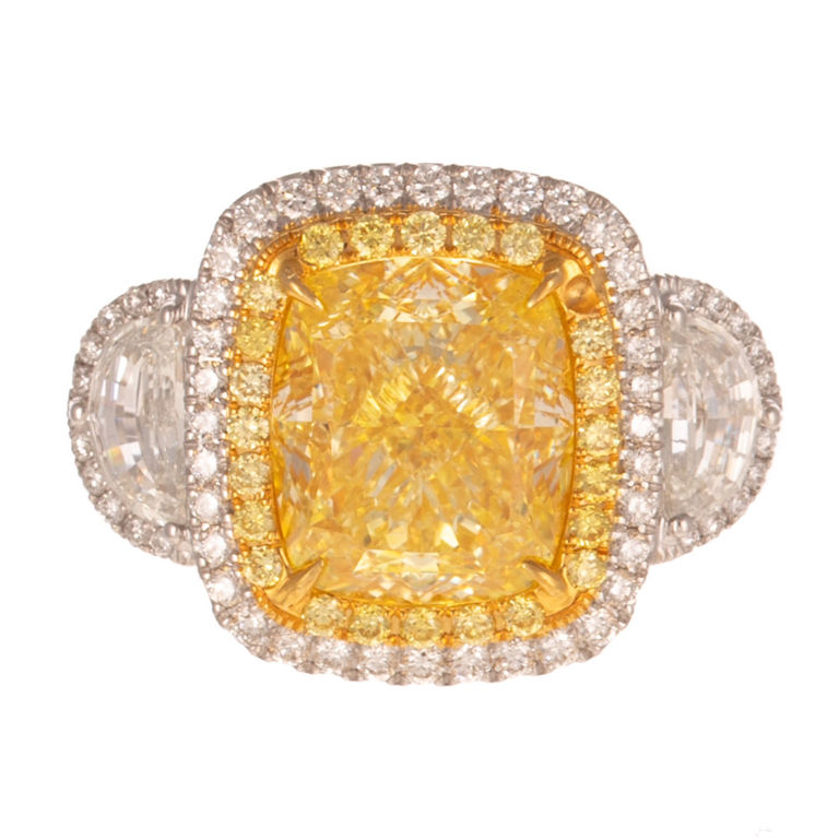18k White Gold Diamond Halo Ring