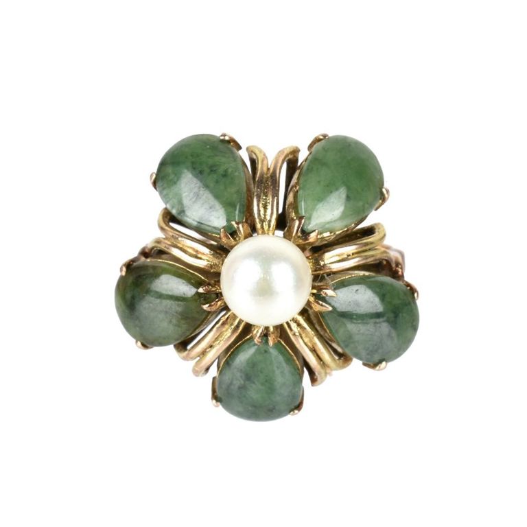 14k Yellow Gold Nephrite Jade and Pearl Ring