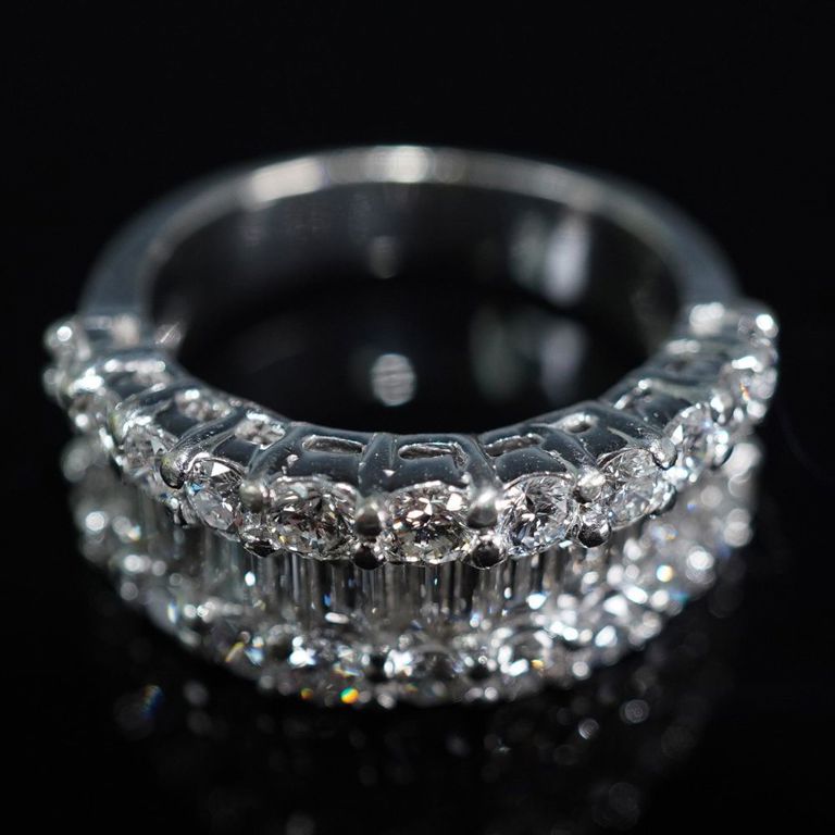 14k White Gold Diamond Ring