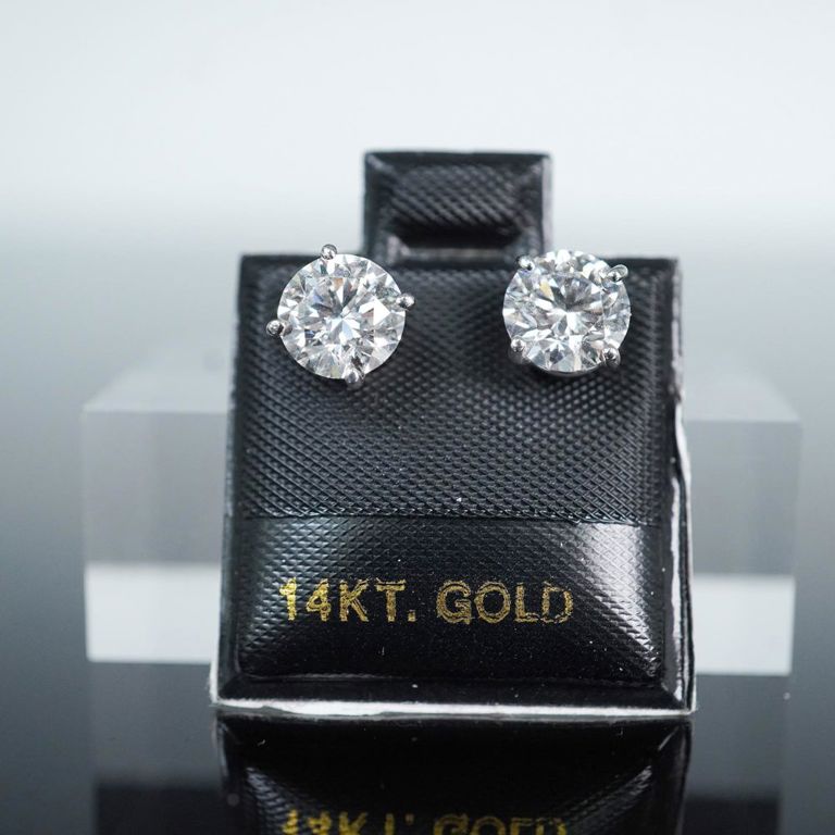14k Gold Synthetic Diamond Solitaire Stud Earrings