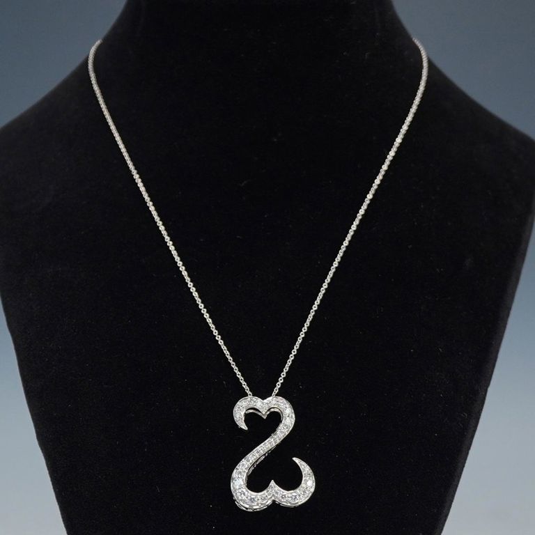 14k Gold Diamond Open Heart Pendant Necklace