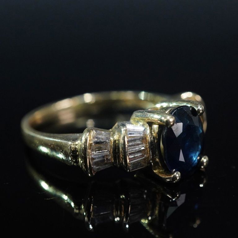 14k Gold Sapphire and Diamond Ring