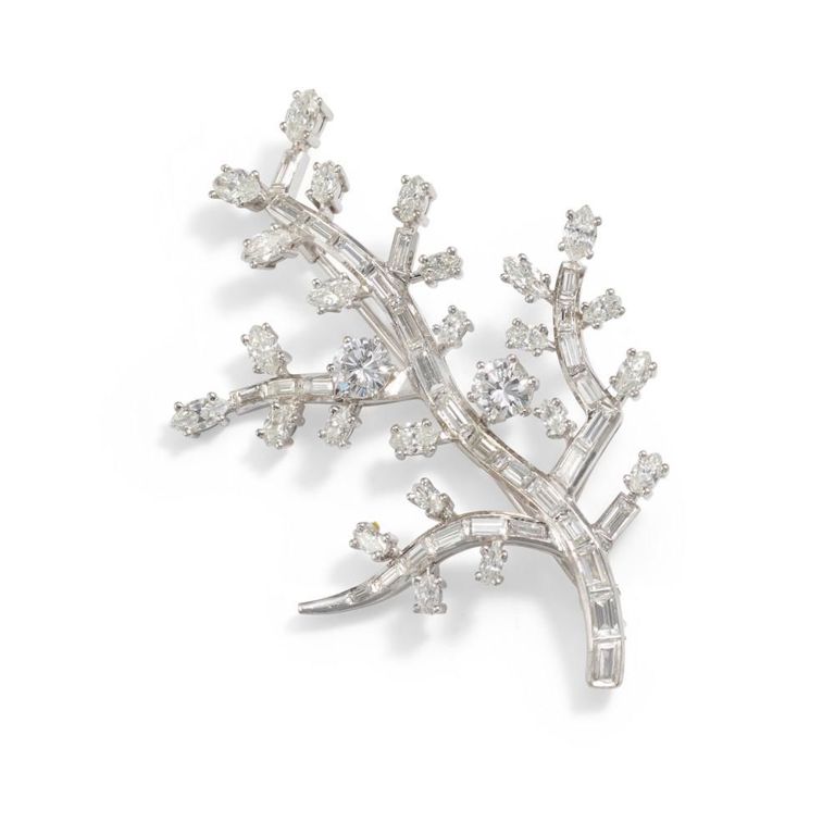 18k White Gold Diamond Brooch