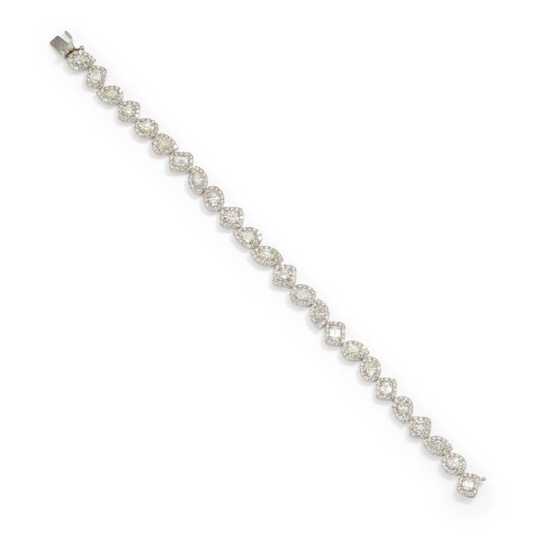 18k White Gold Diamond Line Bracelet