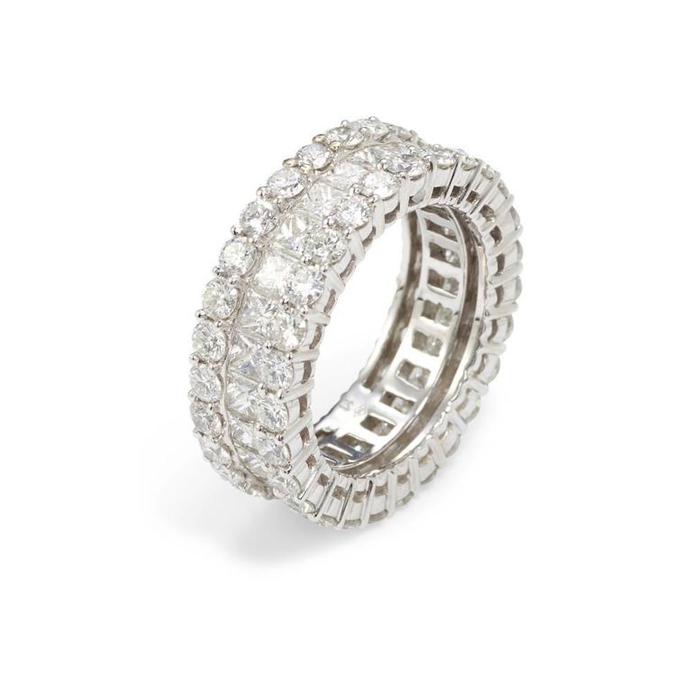 18k White Gold Diamond Eternity Ring