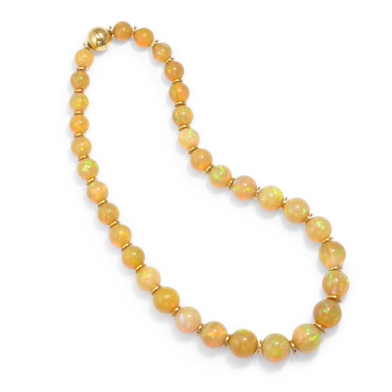 18k Gold Opal Necklace