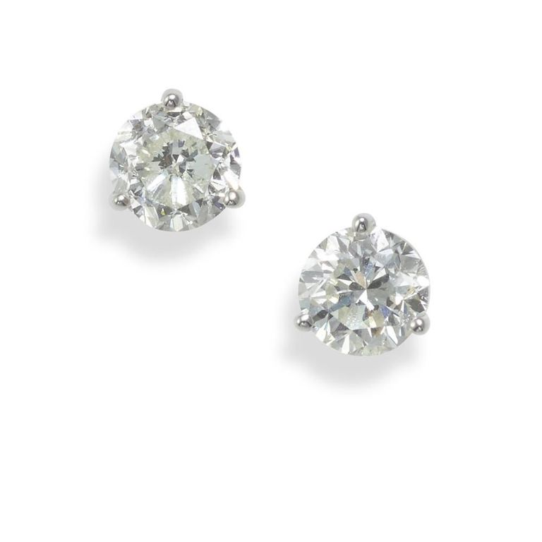 18k White Gold Diamond Earrings