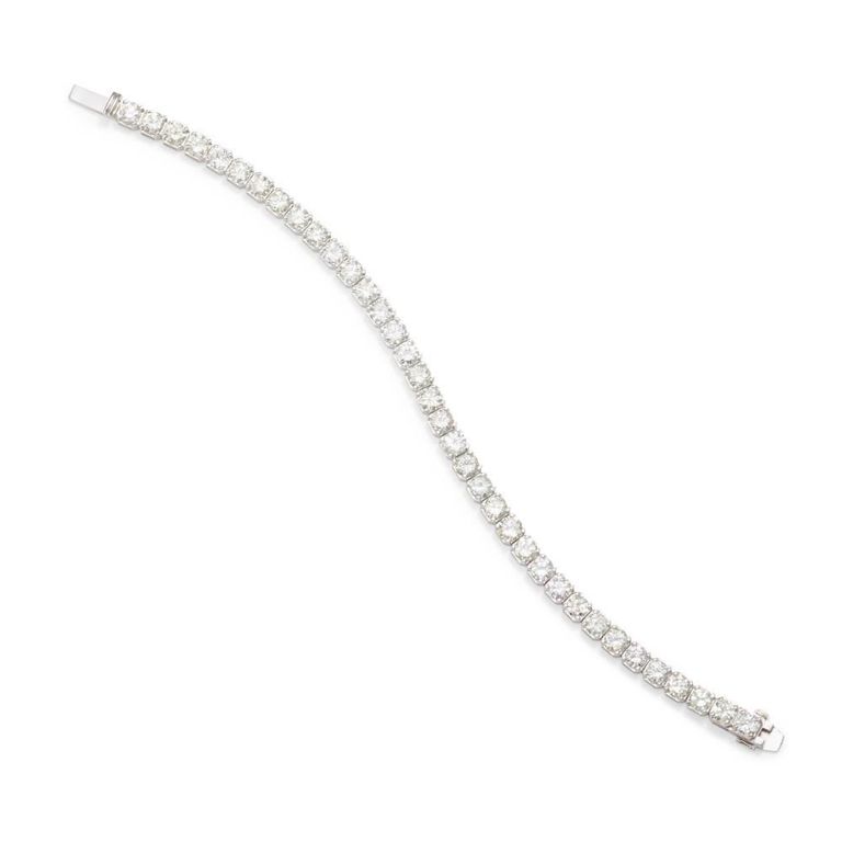 14k White Gold Diamond Line Bracelet