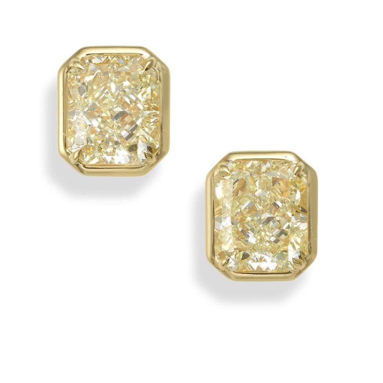 18k Gold Diamond Earrings