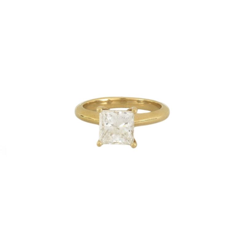18k Yellow Gold Diamond Engagement Ring