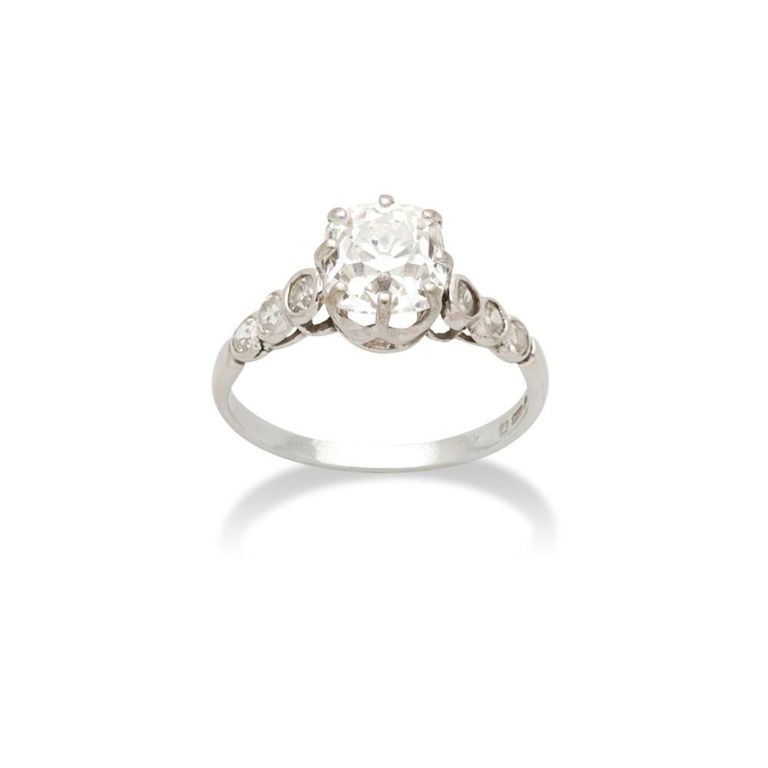 18k White Gold Diamond Ring
