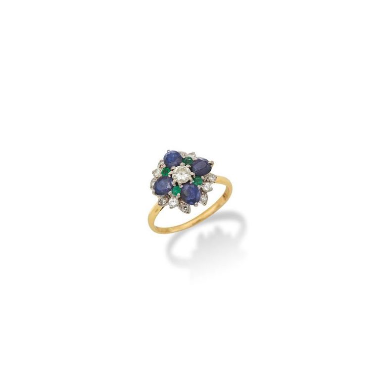 Gem-Set Cluster Ring