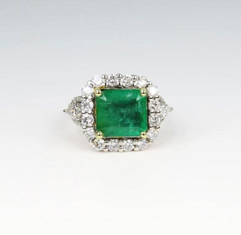 18k White and Yellow Gold Emerald and Diamond Ring