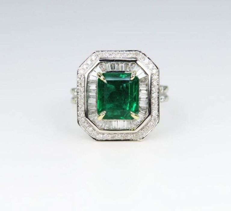14k White Gold Emerald and Diamond Ring