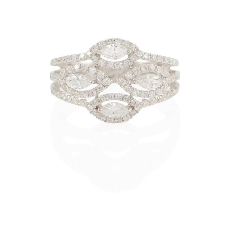 18k White Gold Diamond Ring
