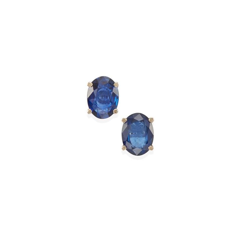 18k White Gold Sapphire Stud Earrings