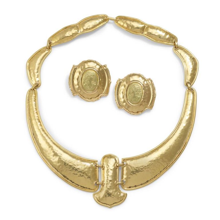 18k Gold Necklace and Earrings Set