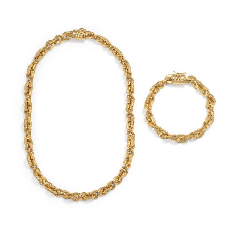 18k Gold Necklace and Bracelet Set