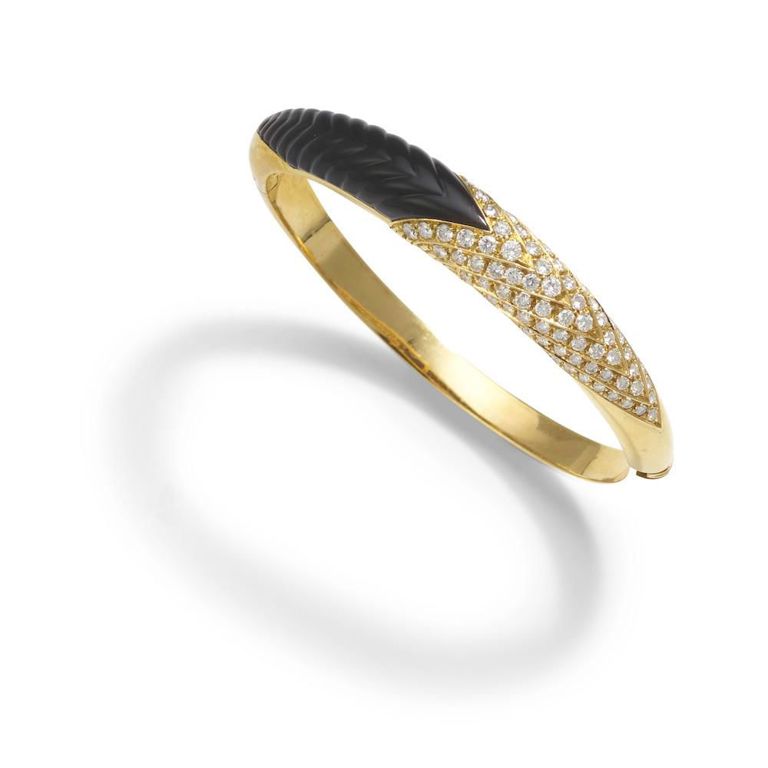 18k Gold Diamond and Onyx Bracelet