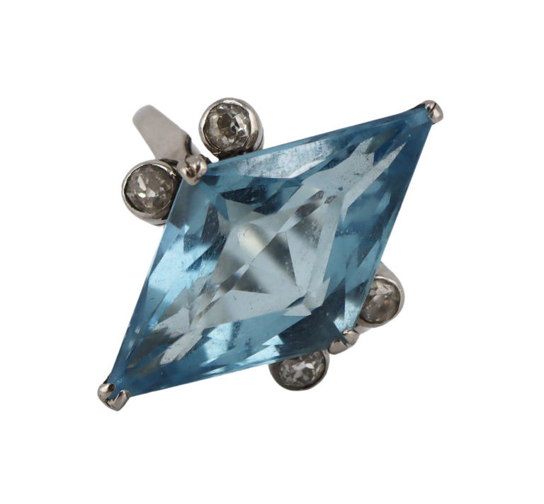 Platinum Aquamarine and Diamond Ring