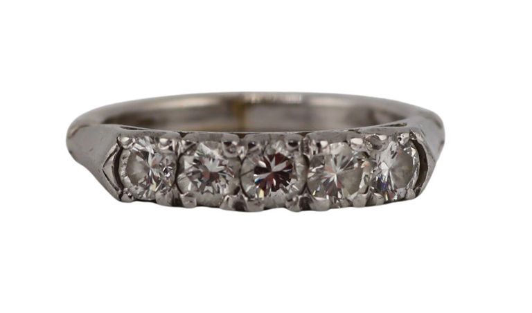 14k White Gold Diamond Band Ring