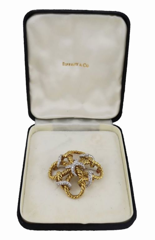 18k Yellow Gold Diamond Quatrefoil Brooch