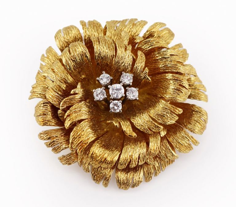 18k Yellow Gold Diamond Floral Brooch
