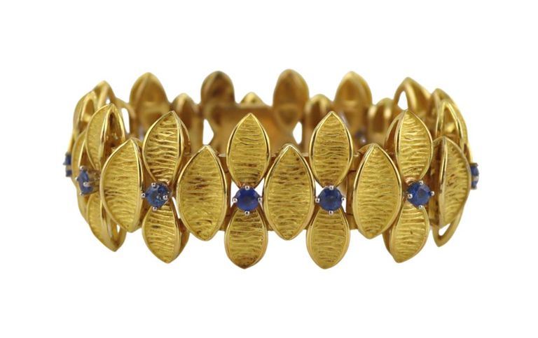 18k Yellow Gold Blue Gem Bracelet