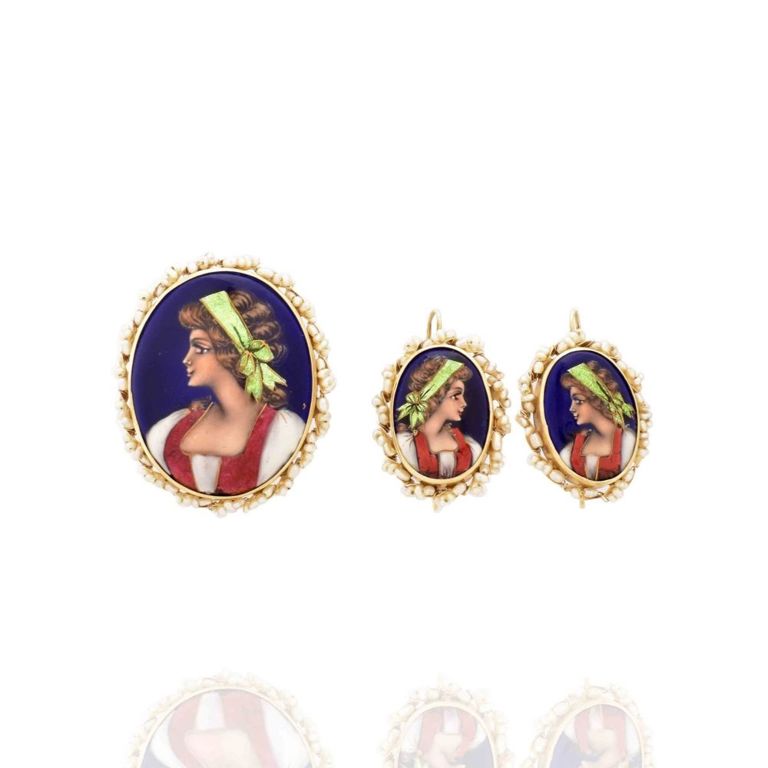14k Yellow Gold Enamel and Pearl Jewelry Set