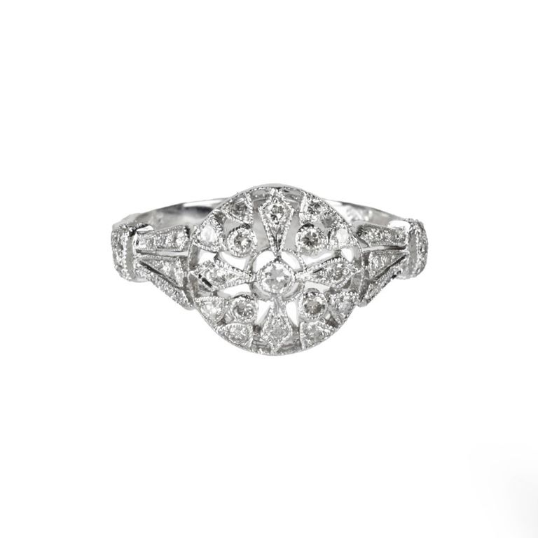 18k White Gold Diamond Filigree Ring