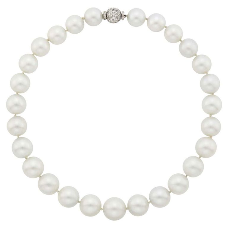 18k White Gold South Sea Pearl Necklace