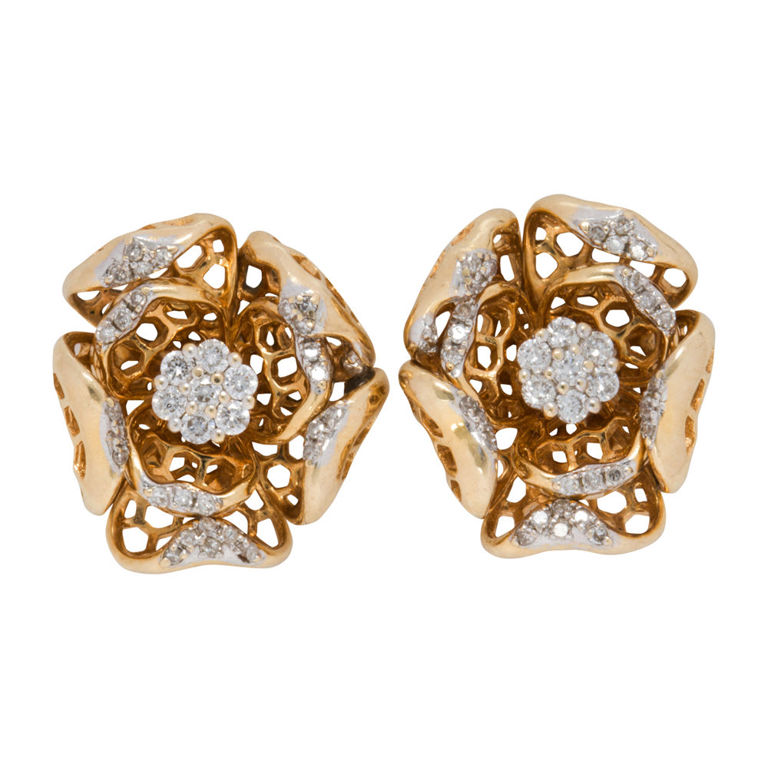 14k Gold Diamond Floral Earrings