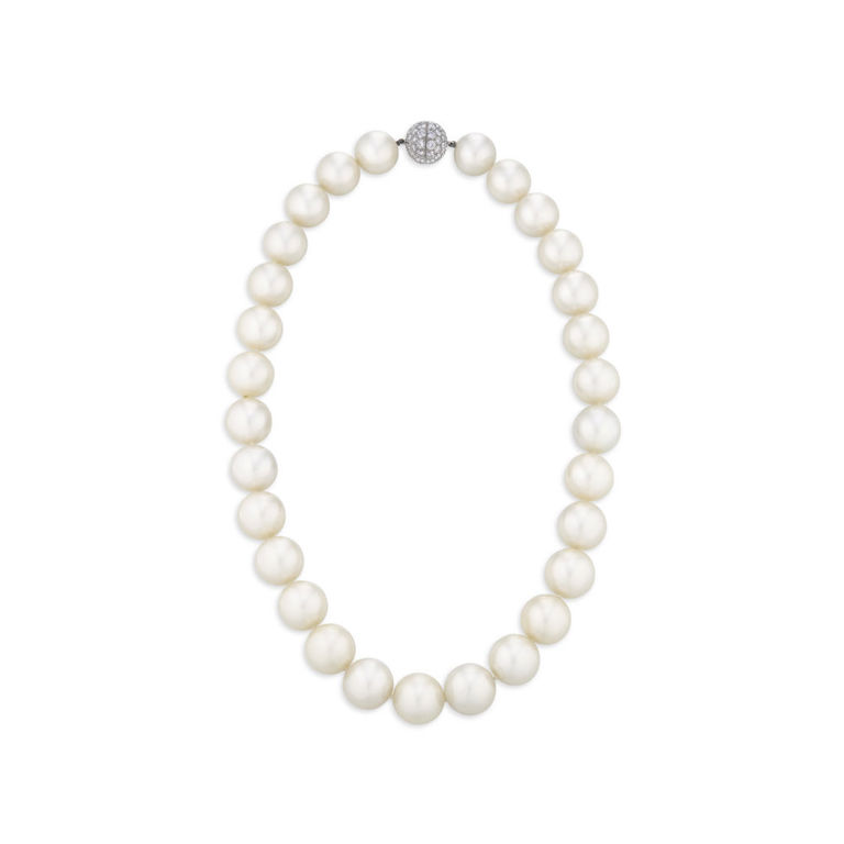 Pearl Necklace With Platinum Diamond Clasp