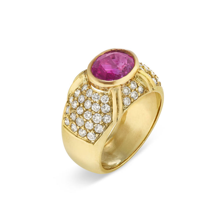 18k Yellow Gold Sapphire and Diamond Ring