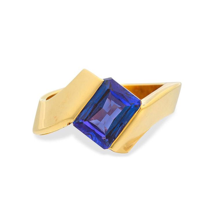 18k Gold Tanzanite Ring