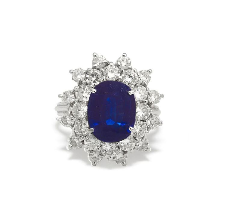 18k Gold Sapphire and Diamond Cluster Ring