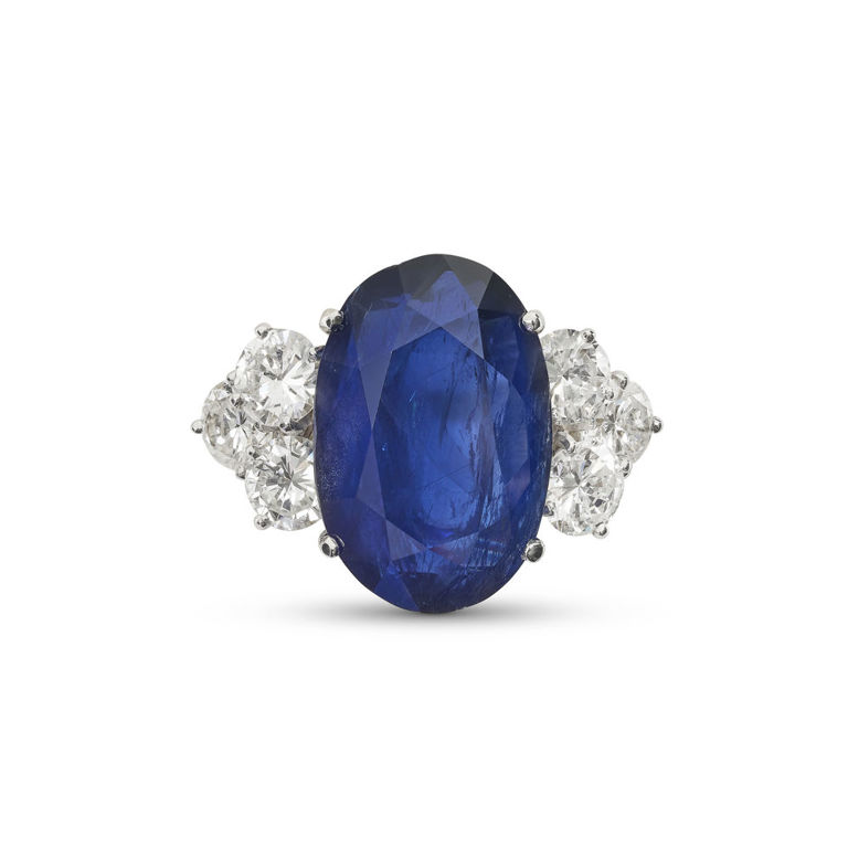 18k White Gold Sapphire and Diamond Ring